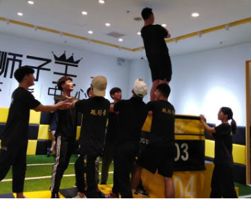 老哥俱乐部第九期课程顾问实战锻造营顺利结营！